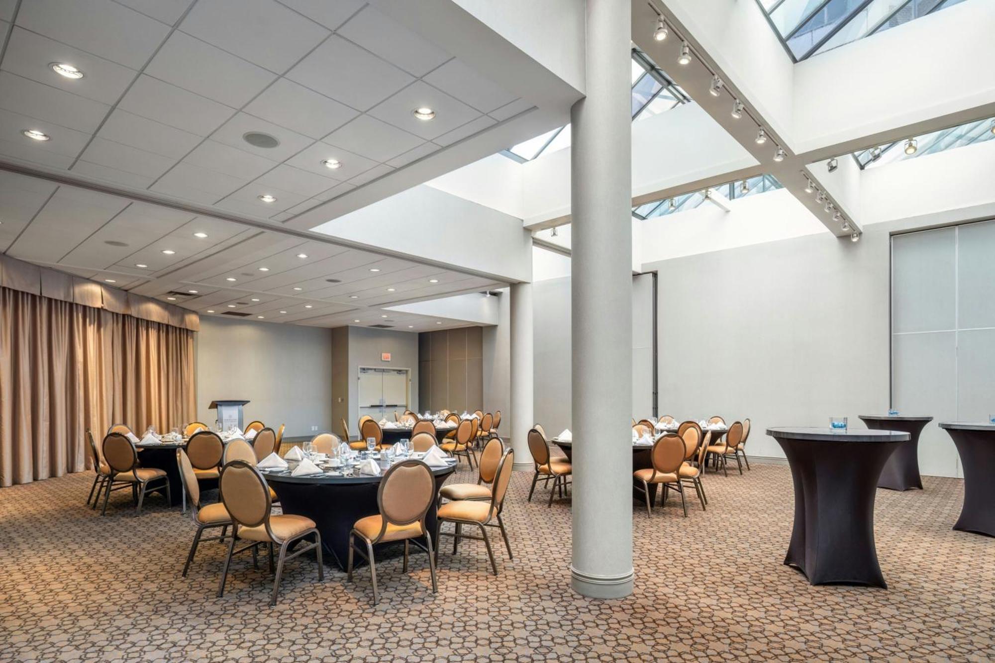 Sheraton Vancouver Guildford Hotel Surrey Exterior foto